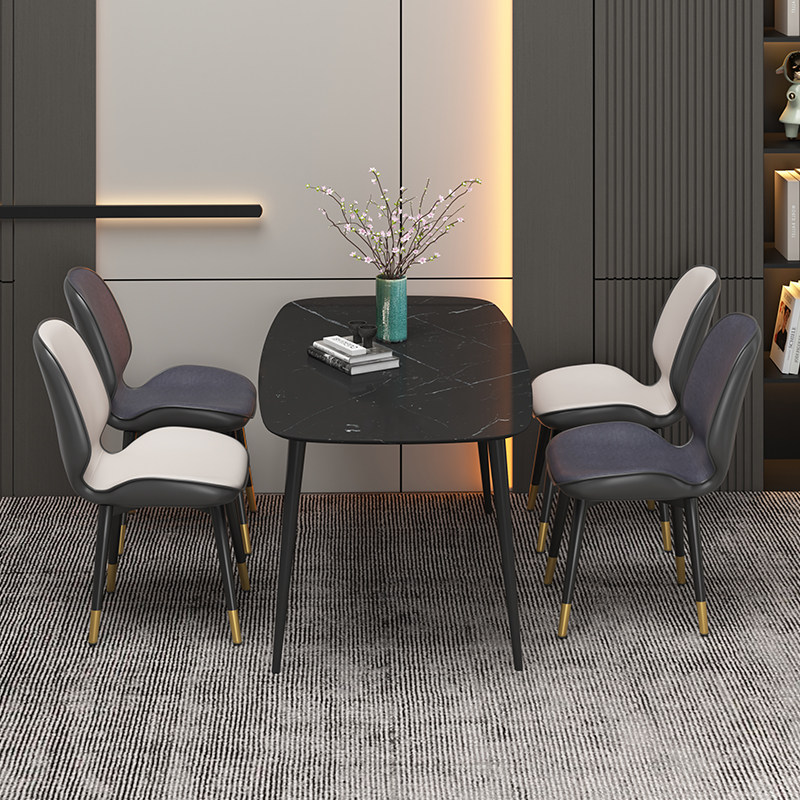 一张公共餐桌邀请轻松的用餐时刻