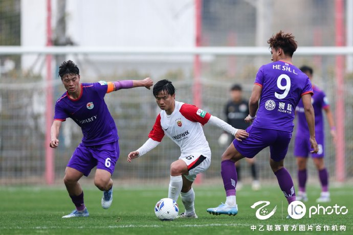 上海海港富盛经开队首战告捷61大胜同城劲旅