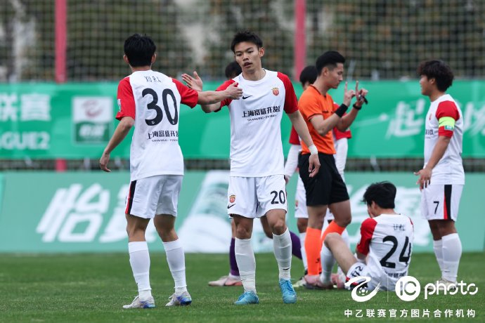 上海海港富盛经开队首战告捷61大胜同城劲旅