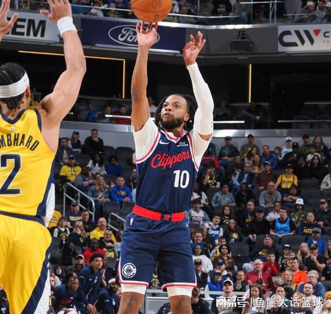 快船逆转步行者 伦纳德创历史纪录