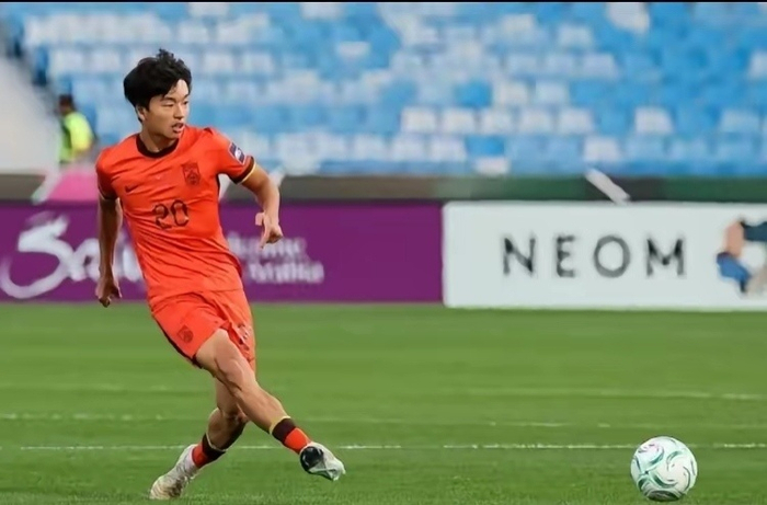 中超跑动距离榜更新 李镇全领跑周定洋跌出前五